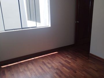 VENDO DEPARTAMENTO 1ER PISO JIRON LAS HIGUERAS 270 URB.RESIDENCIAL MONTERRICO LA MOLINA