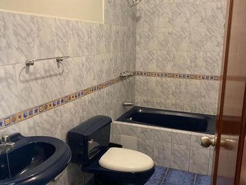 VENDO DEPARTAMENTO 1ER PISO JIRON LAS HIGUERAS 270 URB.RESIDENCIAL MONTERRICO LA MOLINA