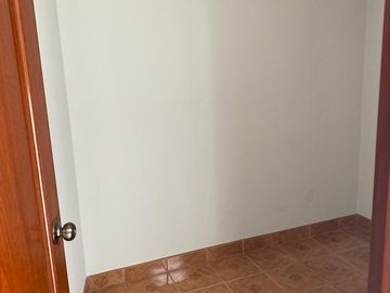 VENDO DEPARTAMENTO 1ER PISO JIRON LAS HIGUERAS 270 URB.RESIDENCIAL MONTERRICO LA MOLINA