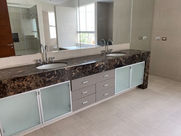 VENDO LINDO PENTHOUSE DE ESTRENO, FRENTE AL GOLF LOS INCAS, SANTIAGO DE SURCO