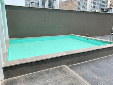 VENDO LINDO PENTHOUSE DE ESTRENO, FRENTE AL GOLF LOS INCAS, SANTIAGO DE SURCO