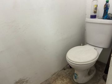 vendo propiedad de más de 600 m2 en entrada Urdesa Norte