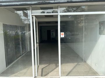 vendo propiedad de más de 600 m2 en entrada Urdesa Norte