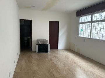 vendo propiedad de más de 600 m2 en entrada Urdesa Norte