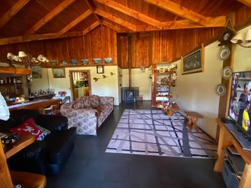 EN PUCON, VENTA HERMOSA CASA EN PARCELA 5000M2 PRECIOSAS VISTAS