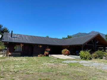 EN PUCON, VENTA HERMOSA CASA EN PARCELA 5000M2 PRECIOSAS VISTAS