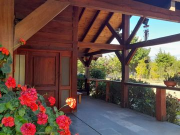 EN PUCON, VENTA HERMOSA CASA EN PARCELA 5000M2 PRECIOSAS VISTAS