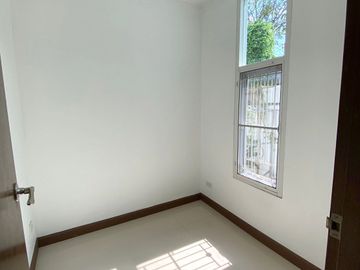 House for sale in city large area in Nong Hoi