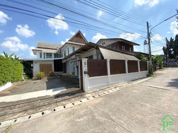 House for sale in city large area in Nong Hoi