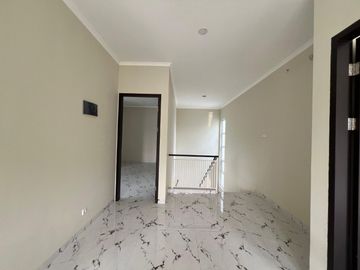 DI JUAL RUMAH BSD THE GREEN VINEYARD BRAND NEW SIAP HUNI LUAS 200
