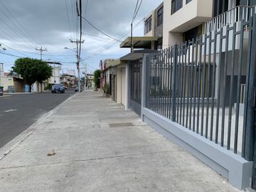 Edificio de Venta en manta Zona Céntrico