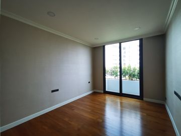 649 Residence  4 Bedroom 6-Storey Luxury Townhouse Sukhumvit 49