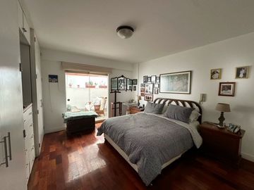 DEPARTAMENTO EN VENTA EN SAN ISIDRO PRIMER PISO CON TERRAZA