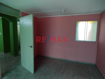 ID: 1056063 Vendo Lindo Depa Frente A La Plaza Yungay En Las Flores - SJL
