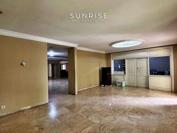 Rumah Lama Dijual Dekat Jl Cendana & Suwiryo Menteng Jakpus