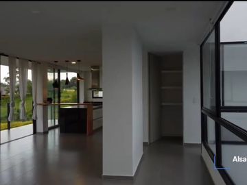 SE RENTA CASA CAMPESTRE EN CERRITOS