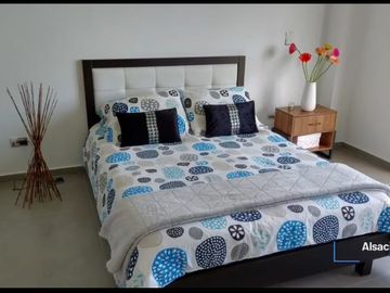 SE RENTA CASA CAMPESTRE EN CERRITOS