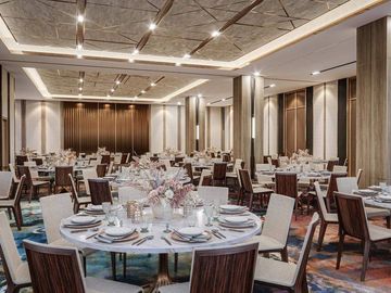 FOR SALE LUXURY PRE-SELLING PENTHOUSE CONDOMINIUM AT LE PONT RESIDENCES BRIDGETOWNE PASIG CITY