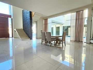 CASA VENTA Privada Alcazar del Country Sección Castilla, Los Mochis 4 Recs, Alberca, Terraza