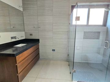 CASA VENTA Privada Alcazar del Country Sección Castilla, Los Mochis 4 Recs, Alberca, Terraza