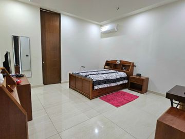 CASA VENTA Privada Alcazar del Country Sección Castilla, Los Mochis 4 Recs, Alberca, Terraza
