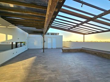 CASA VENTA Privada Alcazar del Country Sección Castilla, Los Mochis 4 Recs, Alberca, Terraza