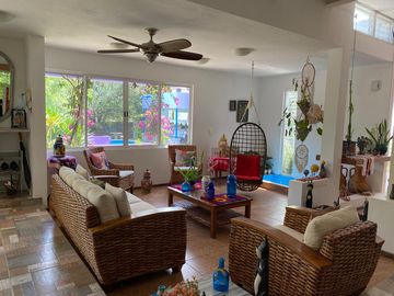 Quinta en venta el Barrial, Valle Escondido, zona El Barrial.