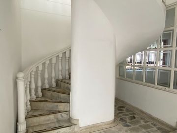 Se vende espectacular casa en Prados del Norte 🤩