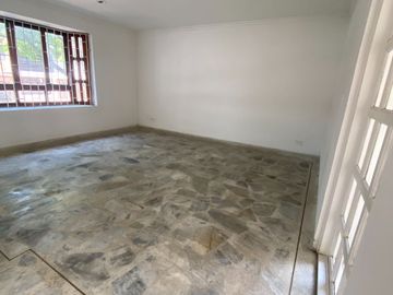 Se vende espectacular casa en Prados del Norte 🤩