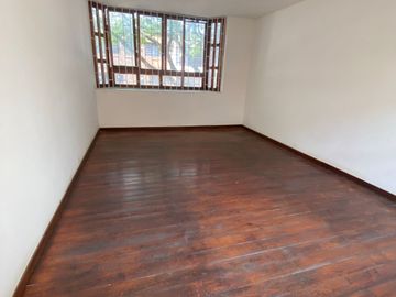 Se vende espectacular casa en Prados del Norte 🤩