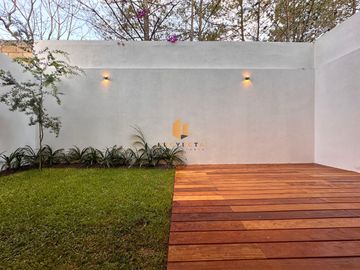 CASA EN VENTA EN PRADERAS ALTOZANO