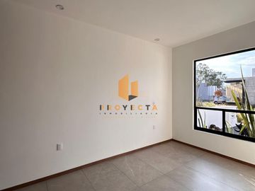 CASA EN VENTA EN PRADERAS ALTOZANO