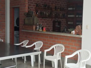 ¡Tu Oportunidad De Poseer Una Bodega De Destilación De Pisco Y Elaboración De Vinos En Lunahuaná Ha Llegado!