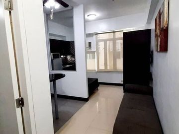Studio Type Condo Unit for Sale in Stamford Executive Residence Mckinley Hill, BGC Taguig City