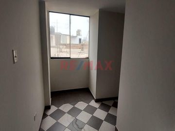 BAJO DE PRECIO INSUPERABLE, VENTA DE DEPARTAMENTO, URB SANTA PATRICIA, LA MOLINA.