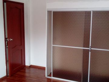 VENTA DE CASA EN EL BARRIO DEL SEGURO