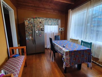 CASA COMERCIAL, CALLE BUIN, PUERTO MONTT
