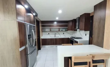 Remato Casa Moderna en Venta, Arboledas de San Javier, en Pachuca, Hidalgo.
