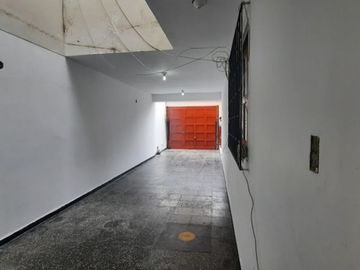A 1131 dolares el mt2.  VENDO DPTO  *SURCO*   220 MTS2 - PRIMER PISO - VENDO POR EMERGENCIA. MEJOR IMPOSIBLE