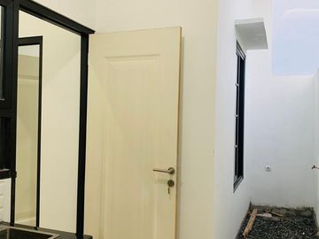 Jual Rumah Plus Mezzanine di Mojosari Mojokerto Promo Full Furnished Bisa KPR Tanpa BI Checking