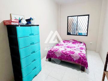 En venta: amplia casa de 2 pisos en El Bosque, Machala