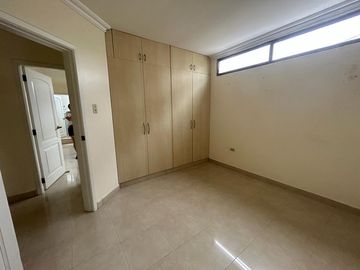 VENTA DE EDIFICIO RENTERO EN KENNEDY NUEVA