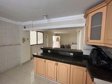 VENTA DE EDIFICIO RENTERO EN KENNEDY NUEVA