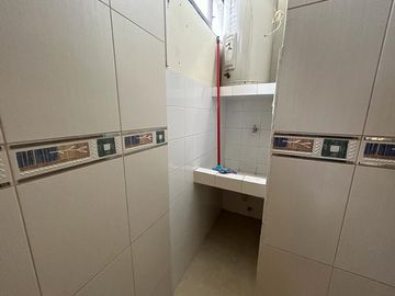 VENTA DE EDIFICIO RENTERO EN KENNEDY NUEVA