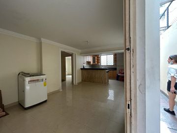 VENTA DE EDIFICIO RENTERO EN KENNEDY NUEVA