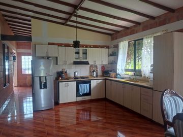 Venta Finca Tocotá, cerca al crucero de Tocotá Valle