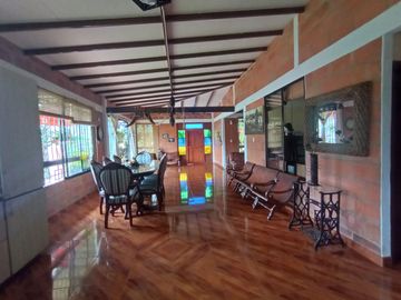 Venta Finca Tocotá, cerca al crucero de Tocotá Valle