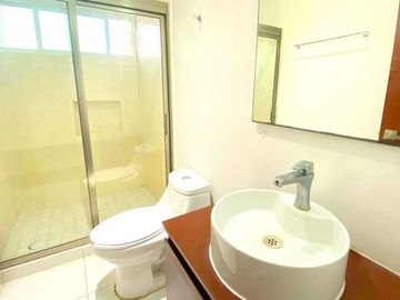 Exclusivo Departamento en Venta en Residencial Long Island Cancún – Con Balcón Privado y Seguridad 24/7