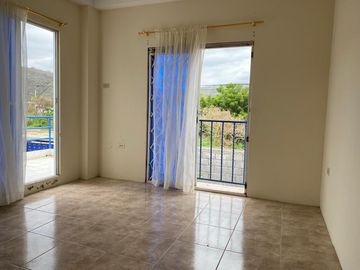 HERMOSA CASA EN VENTA  EN CRUCITA LA BELLA