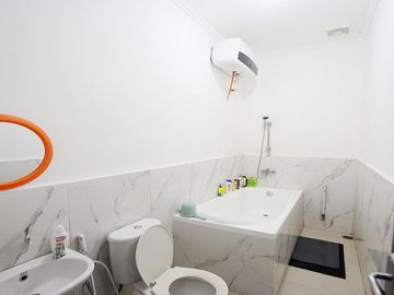 Rumah Dijual di Villa Insani 2 Bojongsari Depok Dekat Mall The Park Sawangan
